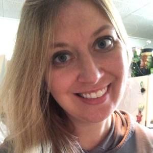 Meet your Posher, Hilary